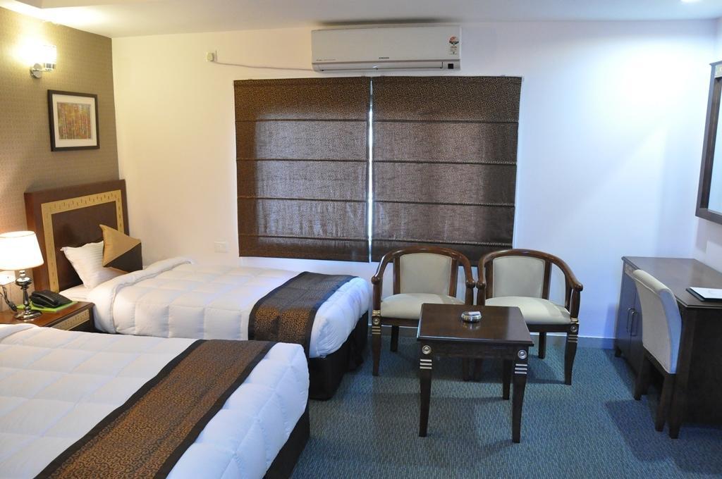 Silk Route Hotel Guwahati Luaran gambar